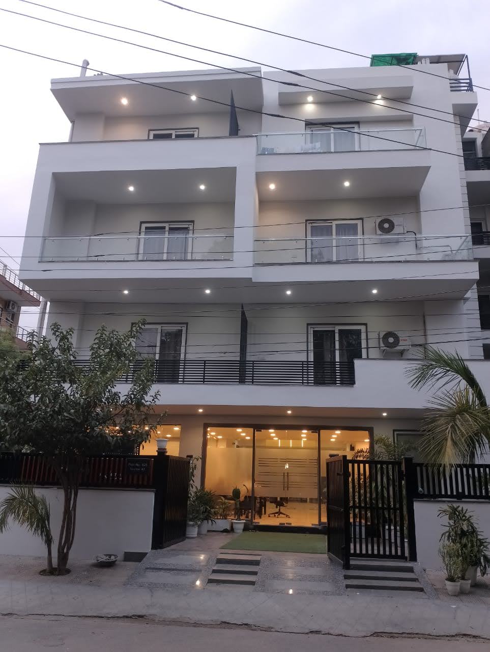 Akshay Home Stay & Hotels